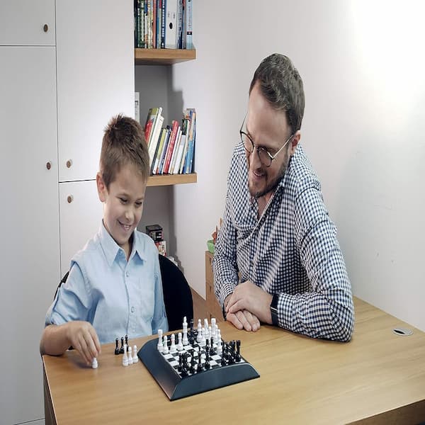 Millennium tablero de ajedrez electronico 1