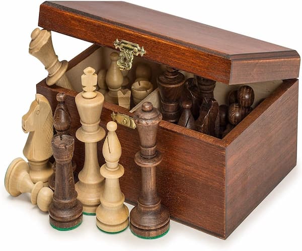 Wegiel piezas de ajedrez